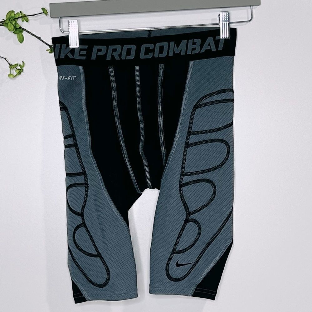 Nike Pro Combat Shorts Gray Black